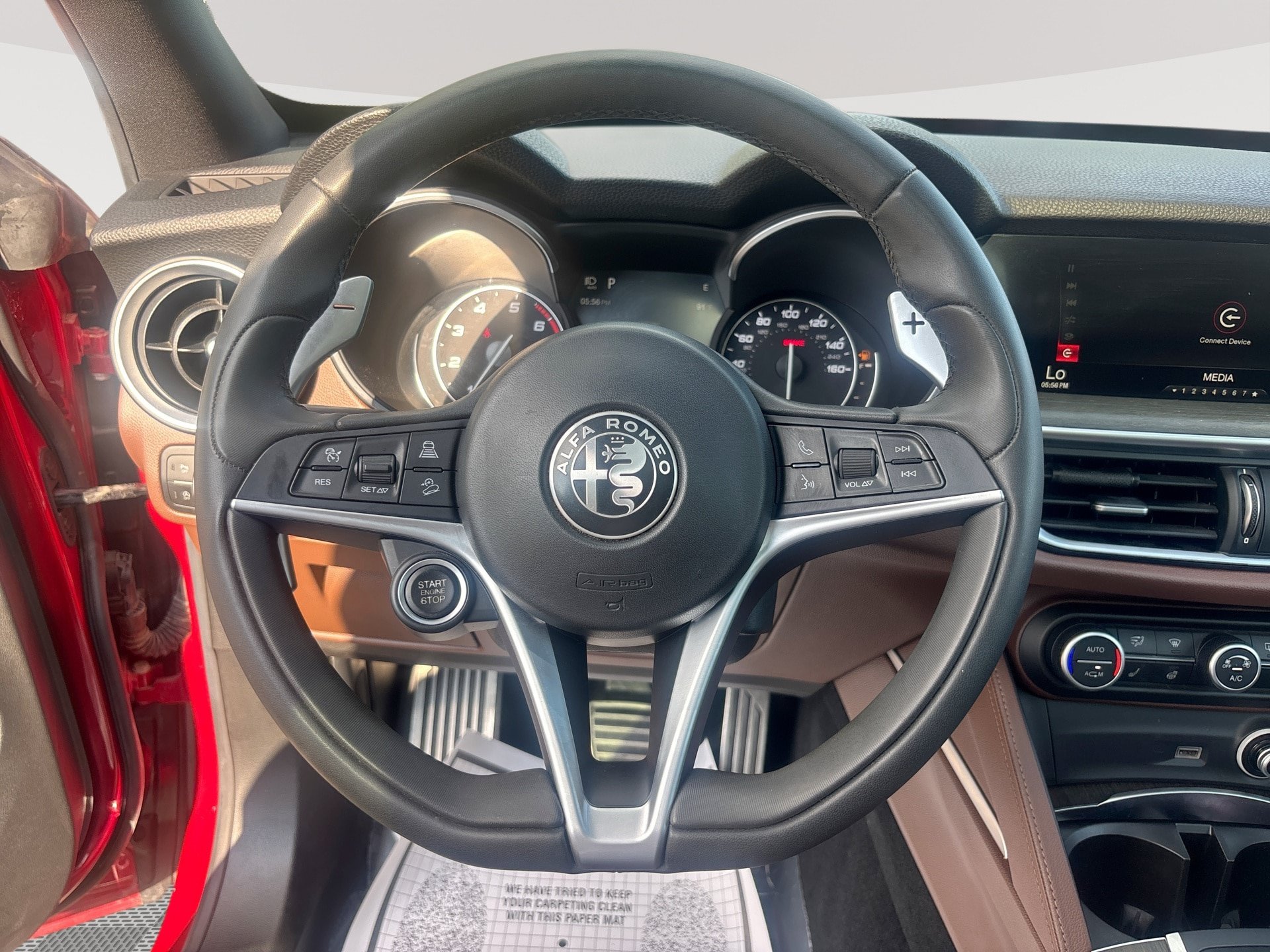 Used 2018 Alfa Romeo Stelvio Ti Sport AWD/4WD image 11
