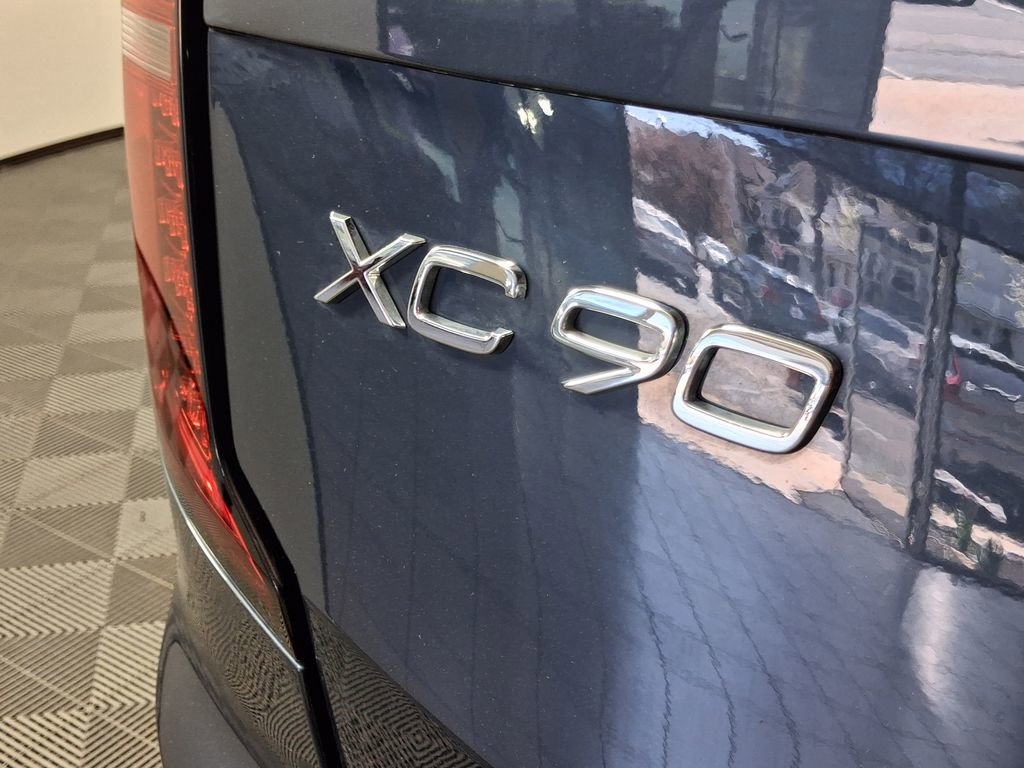 Used 2025 Volvo XC90 B6 Plus w/ Protection Package Premier AWD/4WD image 10