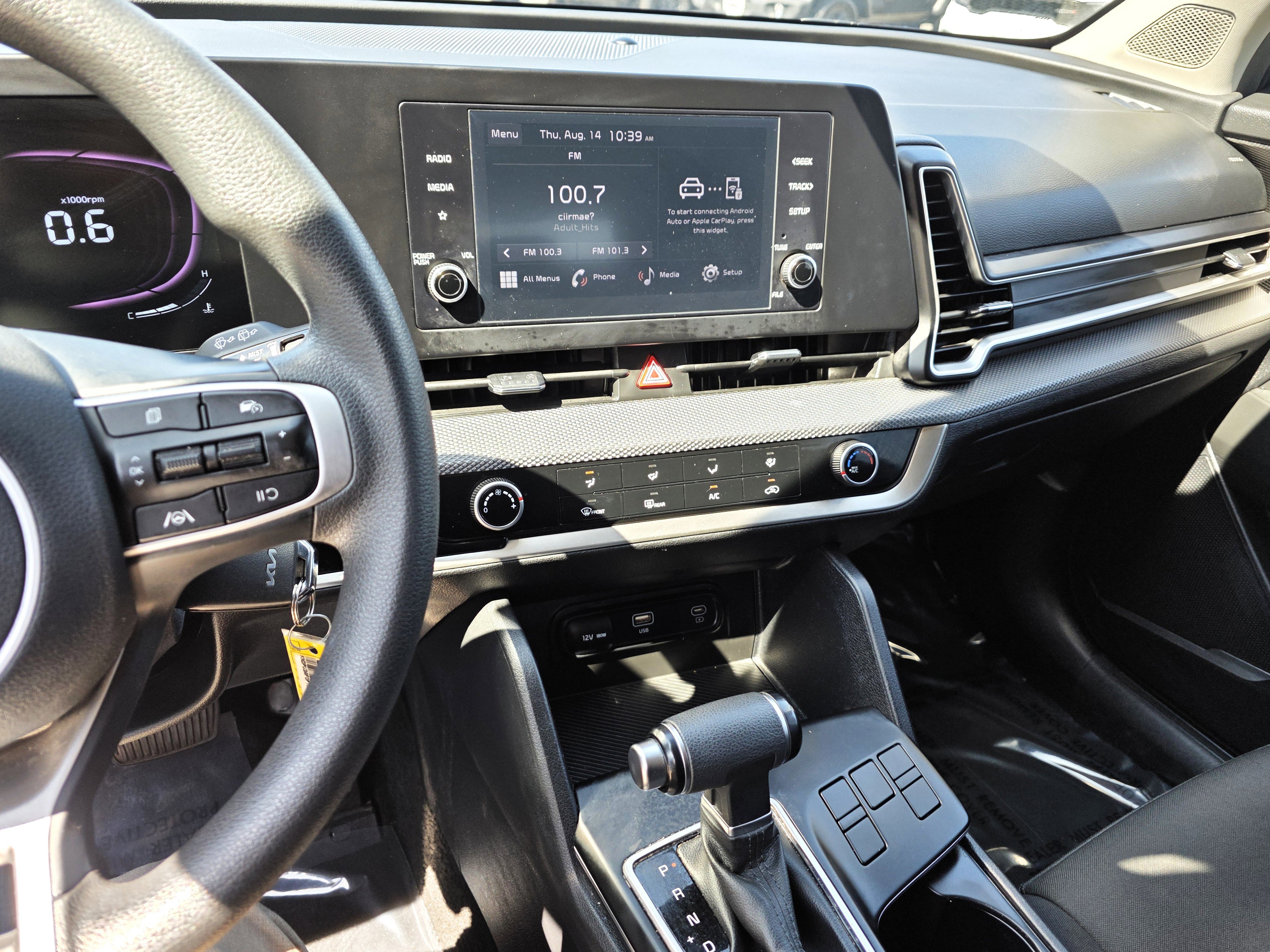 Used 2023 Kia Sportage LX image 10