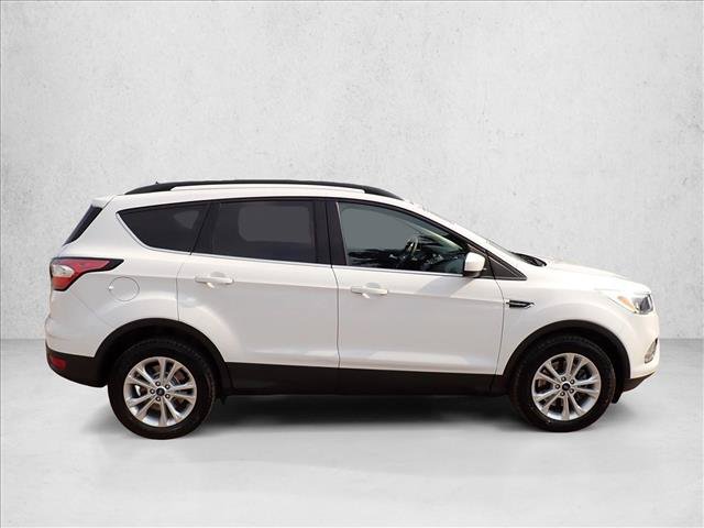 Used 2018 Ford Escape SE w/ Ford Safe & Smart Package AWD/4WD image 5