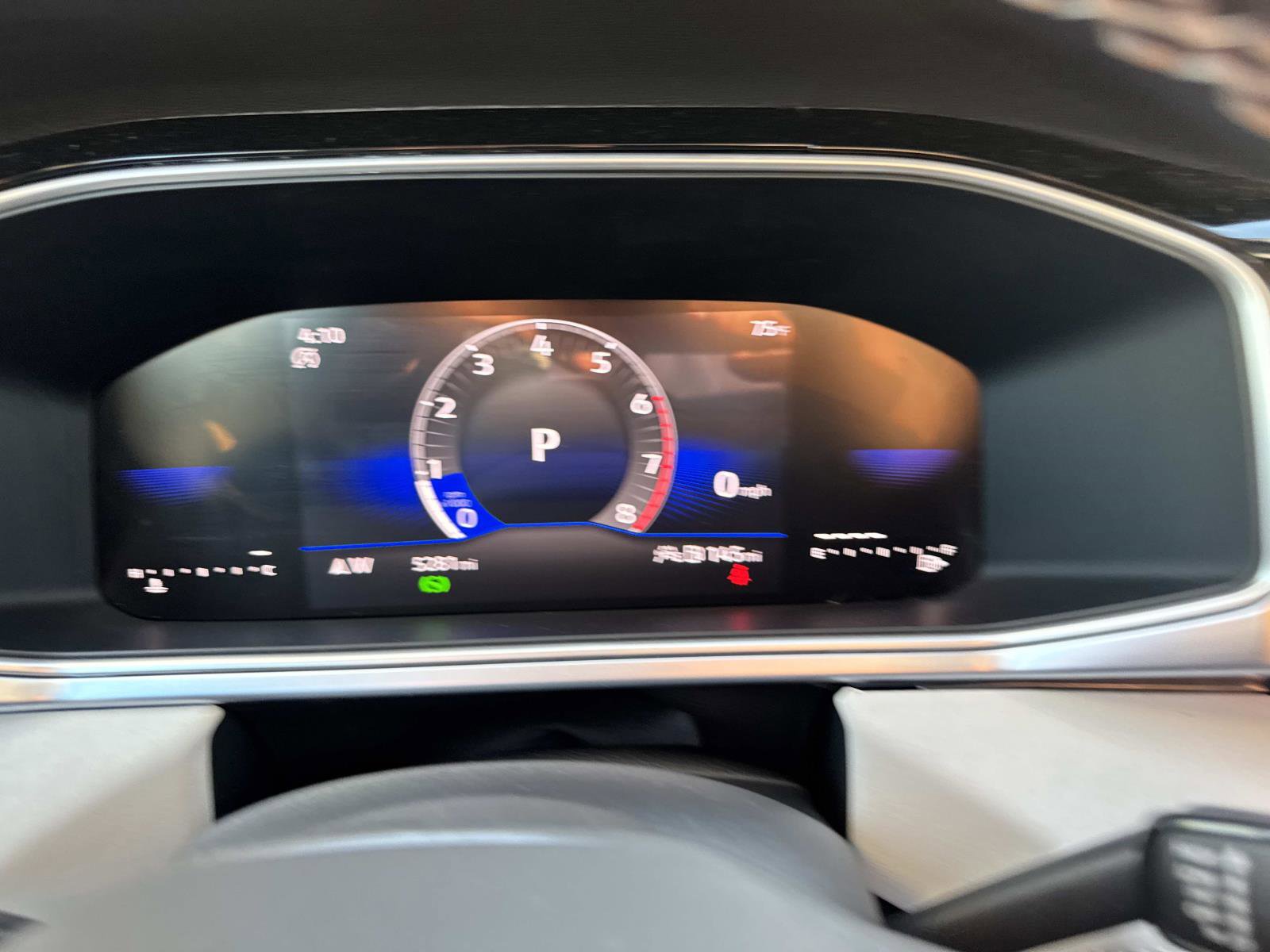 Certified 2025 Volkswagen Taos SE w/ Panoramic Sunroof Package image 20