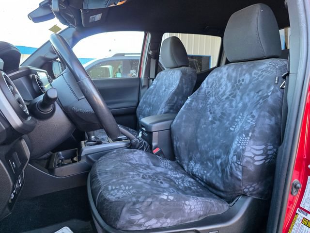 Used 2021 Toyota Tacoma TRD Sport w/ Technology Package AWD/4WD image 13