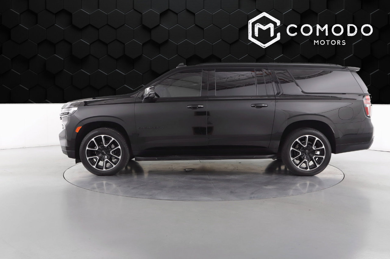 Used 2023 Chevrolet Suburban RST image 6