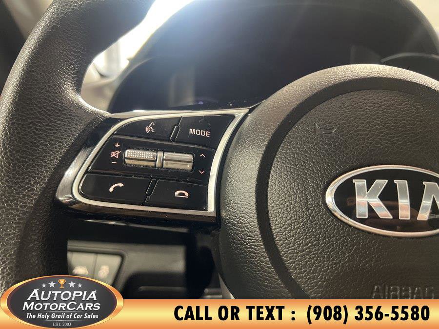 Used 2020 Kia Forte LXS FWD image 23