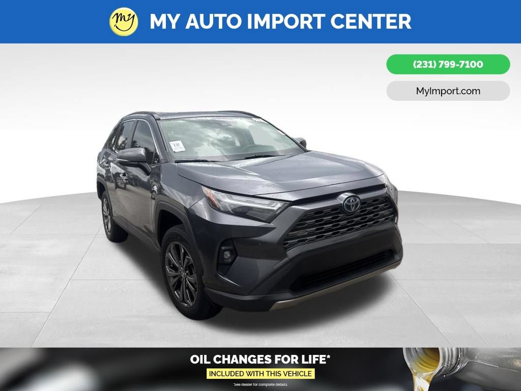 Used 2022 Toyota RAV4 Limited AWD/4WD image 1