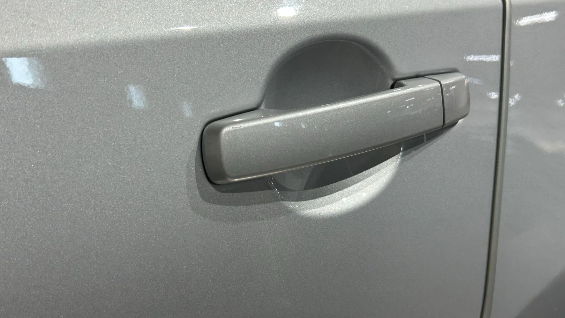 Used 2008 Nissan Sentra SE-R w/ Sunroof Pkg FWD image 19