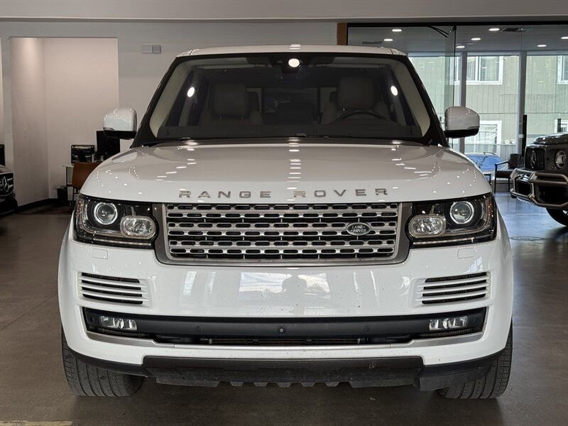 Used 2017 Land Rover Range Rover Supercharged image 2