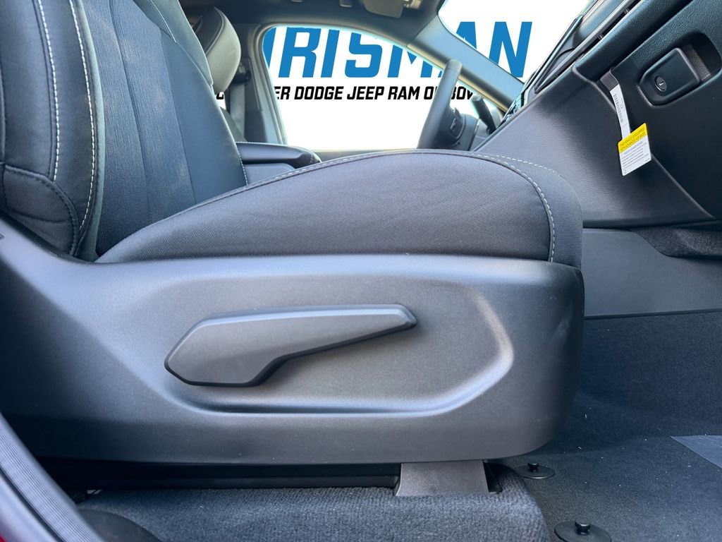 New 2025 Jeep Grand Cherokee Laredo X w/ Luxury Tech Group I image 23