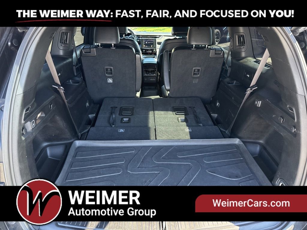 Used 2023 Jeep Grand Cherokee L Laredo AWD/4WD image 7