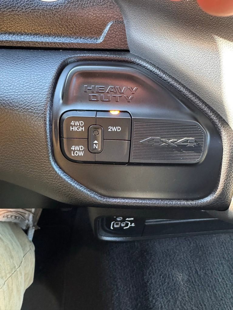 Used 2024 RAM 3500 Big Horn image 24