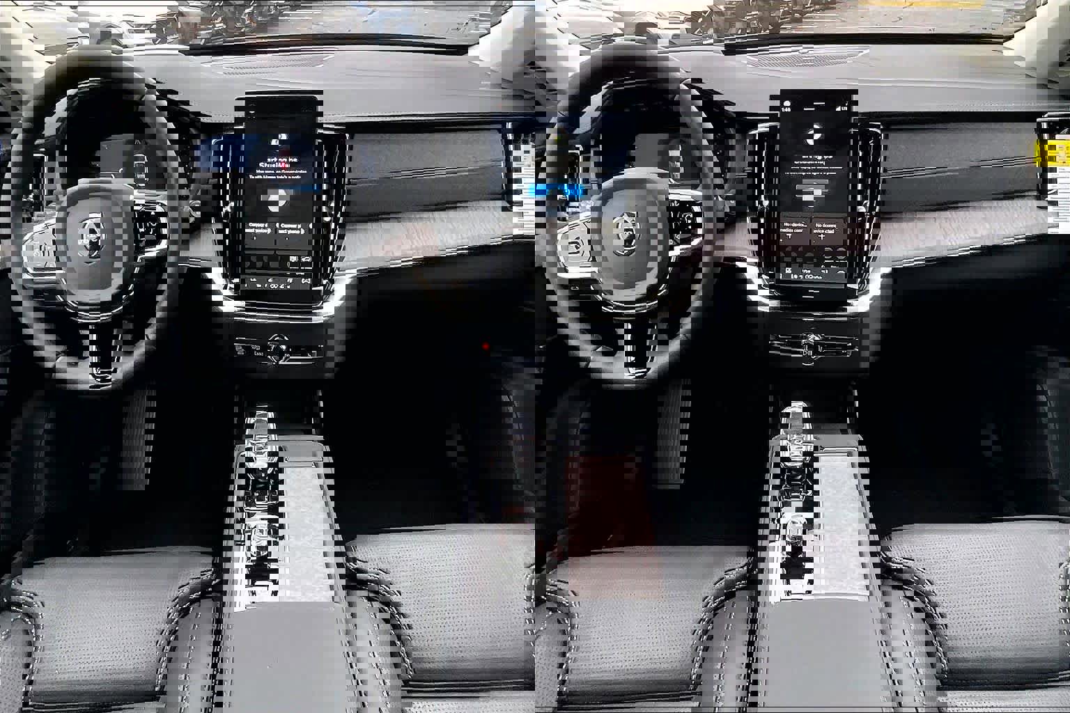 New 2026 Volvo XC90 B6 Ultra w/ Protection Package image 7