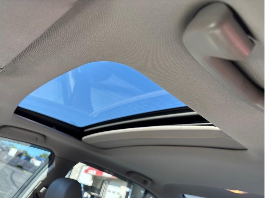 Used 2012 Honda Accord EX-L image 23