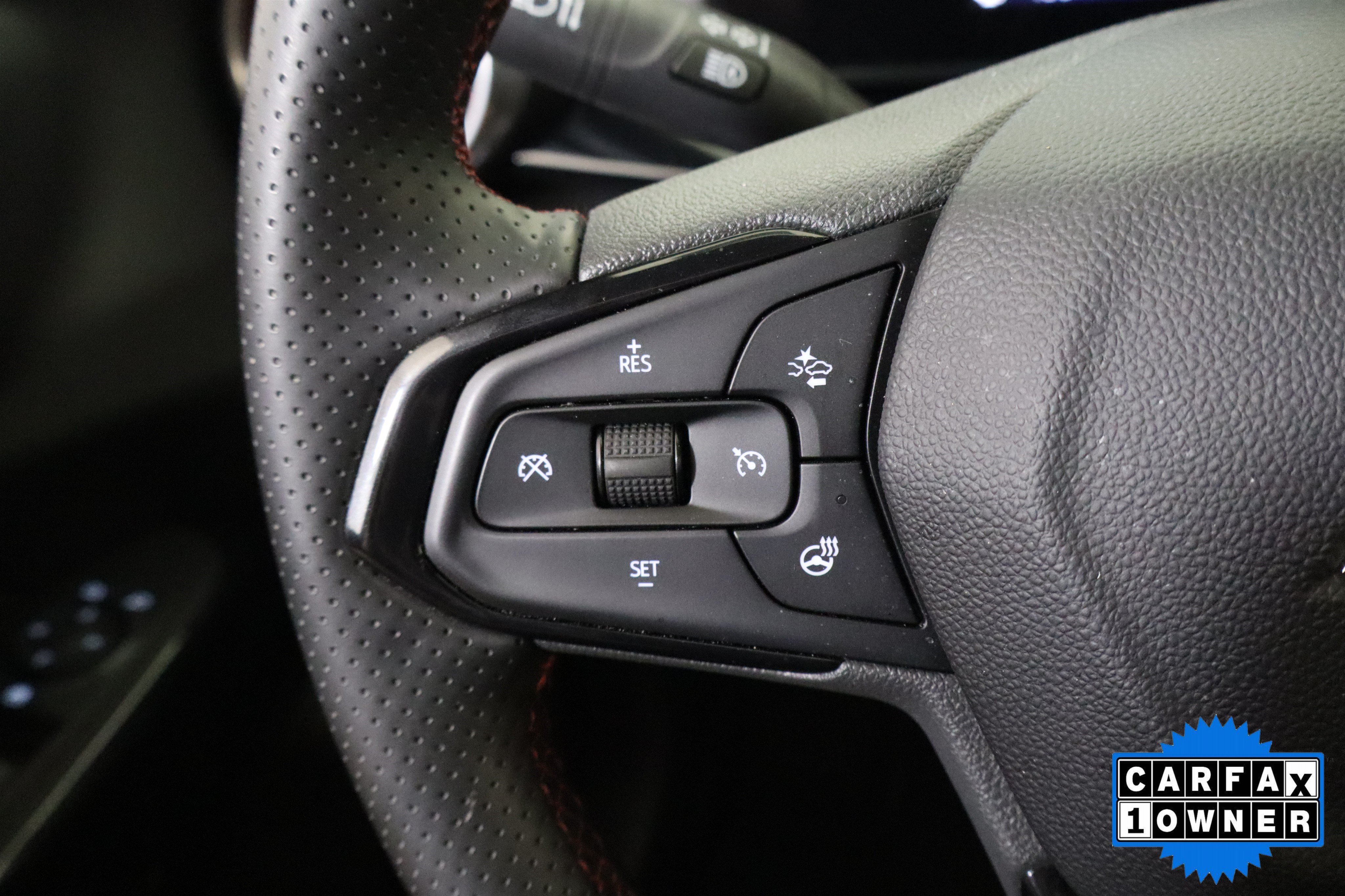 Used 2025 Chevrolet Trax RS w/ Driver Confidence Package FWD image 29