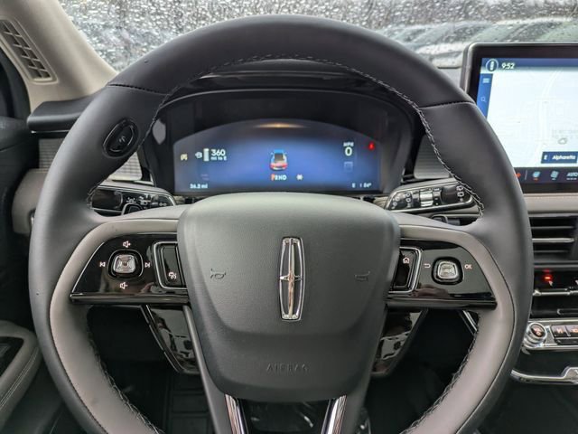 New 2026 Lincoln Corsair Premiere image 26