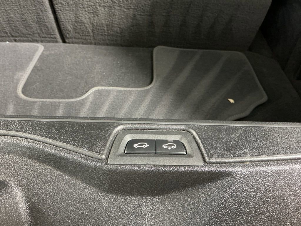 Certified 2022 BMW X7 M50i w/ Cold Weather Package AWD/4WD image 34