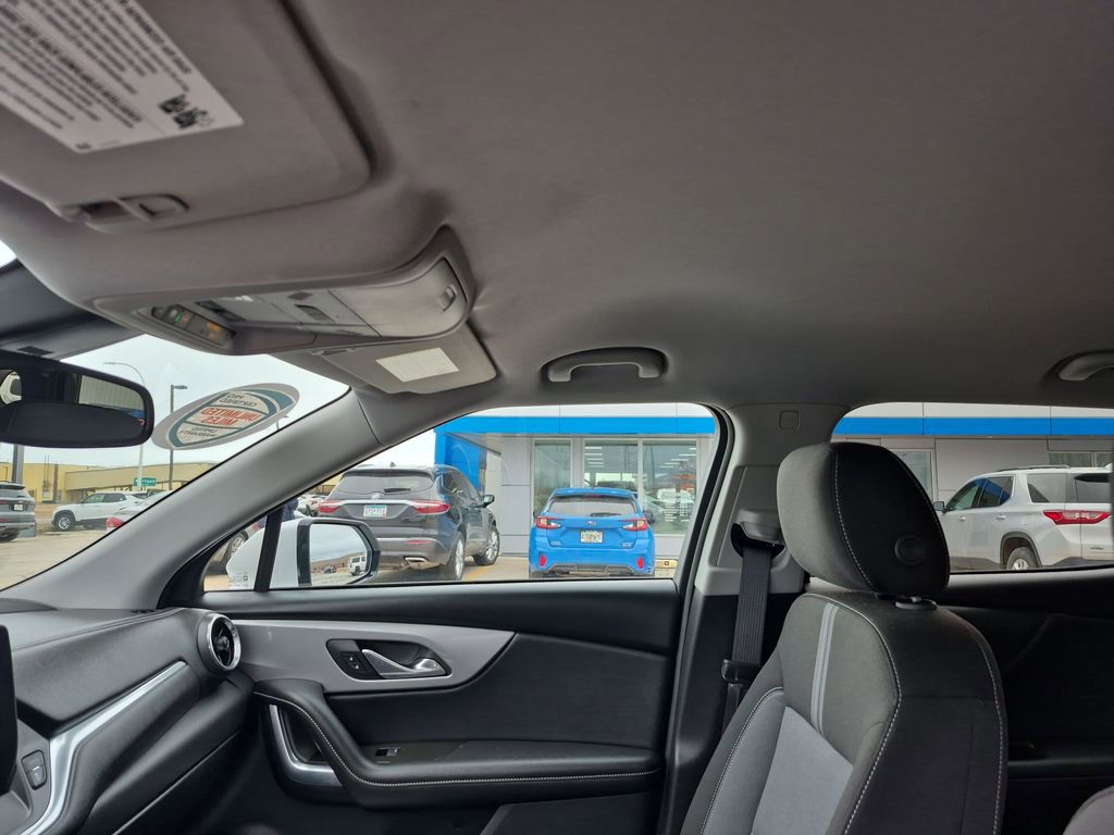 Used 2023 Chevrolet Blazer LT w/ Convenience Package image 21