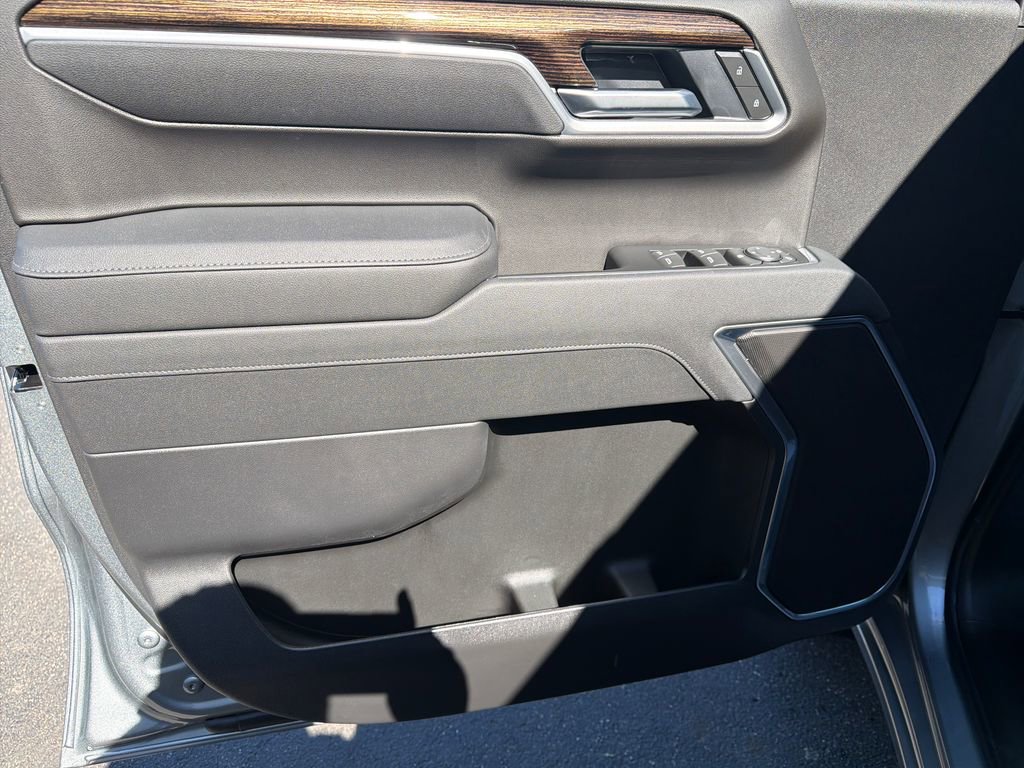 New 2026 GMC Sierra 1500 Elevation image 11