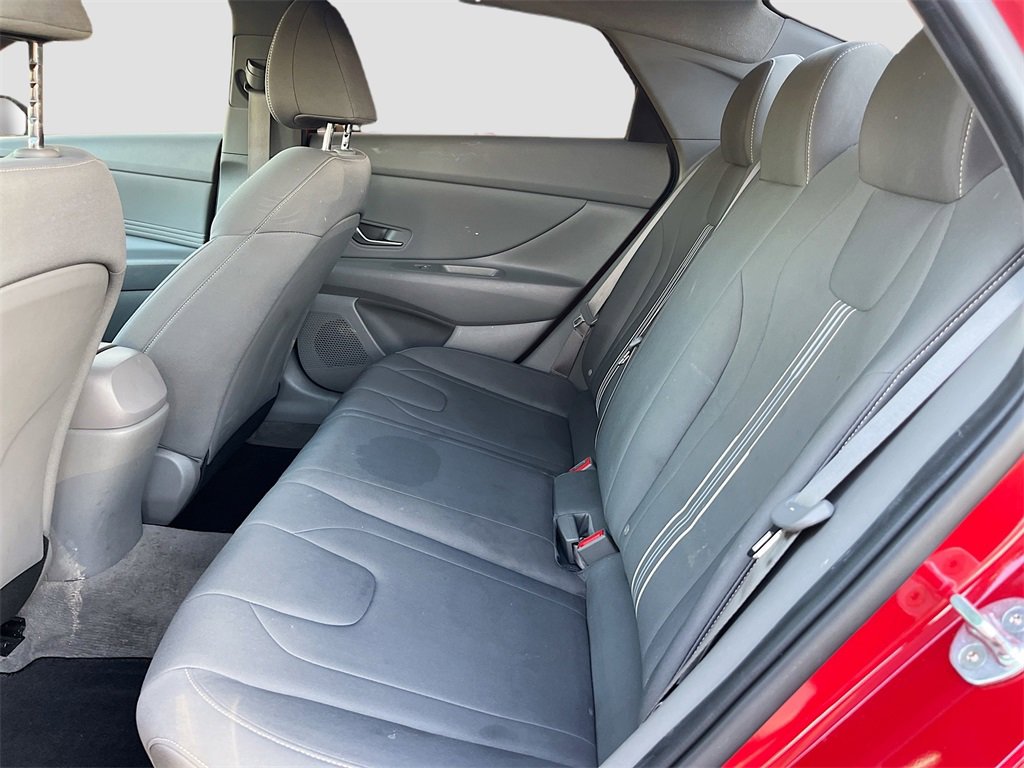 Used 2023 Hyundai Elantra SEL w/ Convenience Package image 24