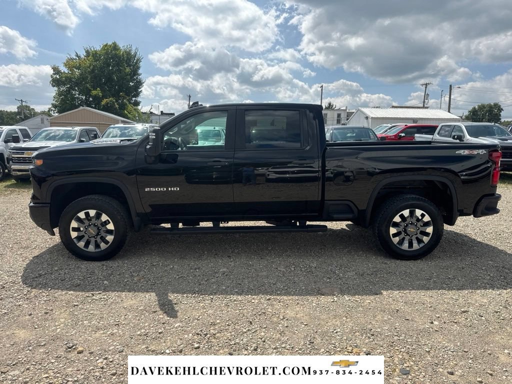 Used 2024 Chevrolet Silverado 2500 Custom w/ Custom Value Package AWD/4WD image 2