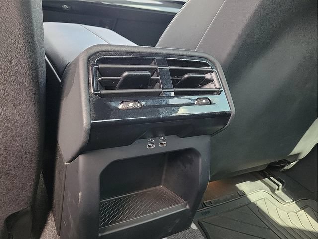 Used 2024 BMW 540i xDrive w/ Convenience Package AWD/4WD image 14