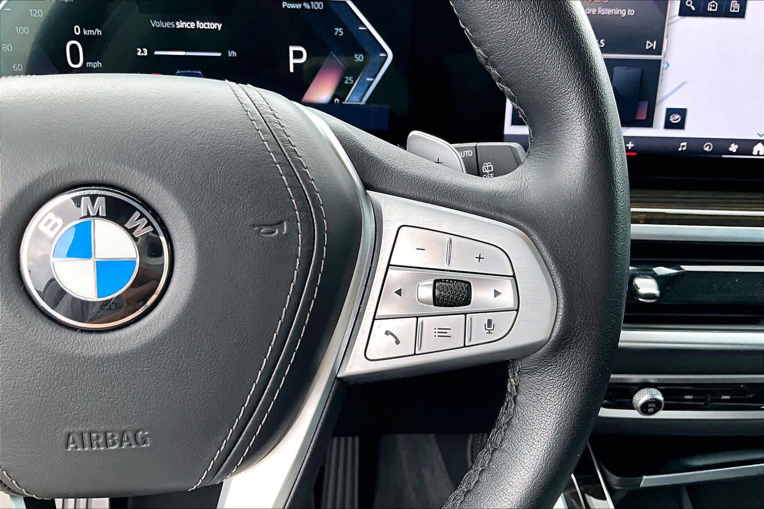 Certified 2025 BMW X7 xDrive40i w/ Premium Package AWD/4WD image 25