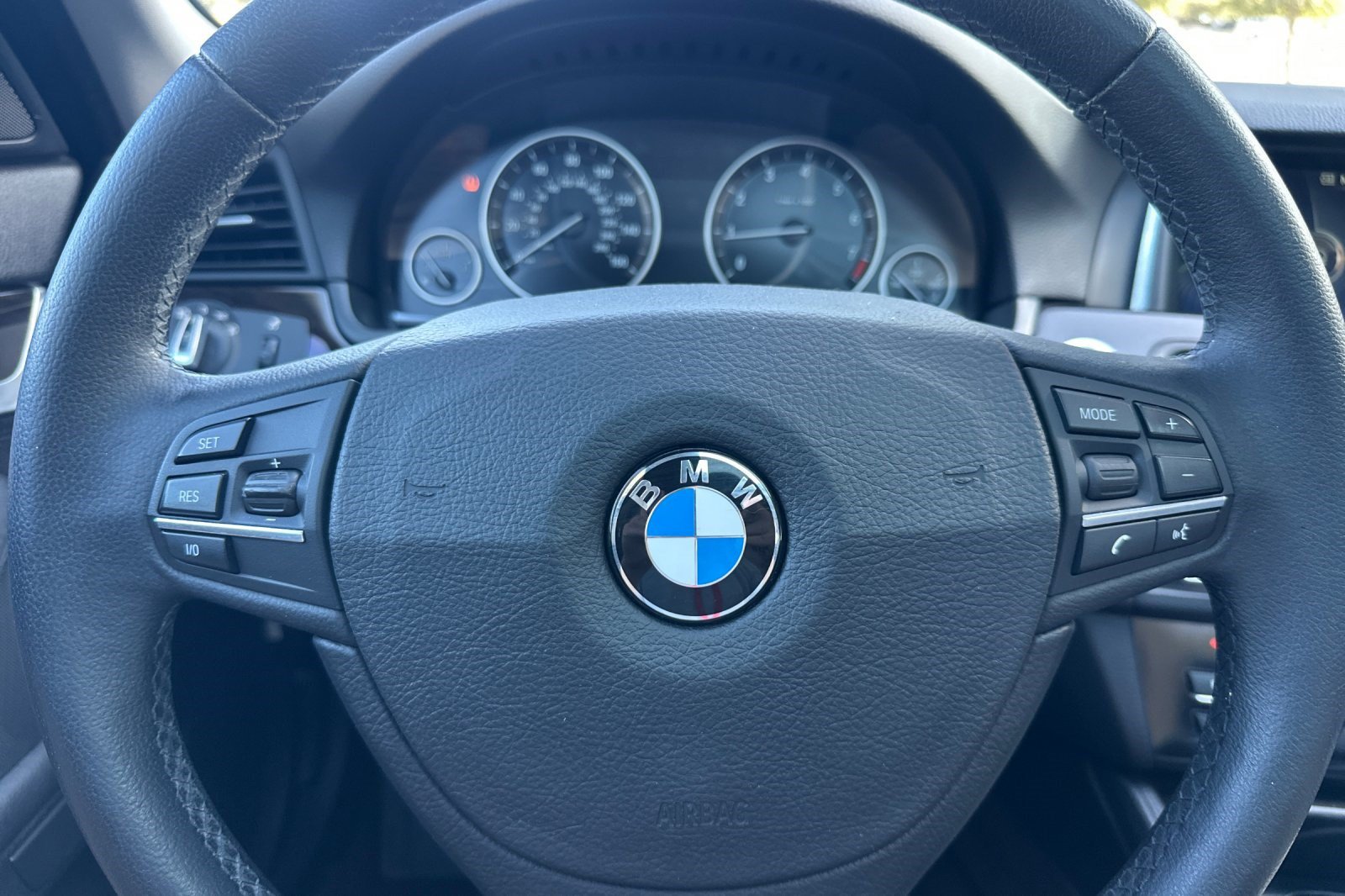 Used 2014 BMW 528i Sedan RWD image 27