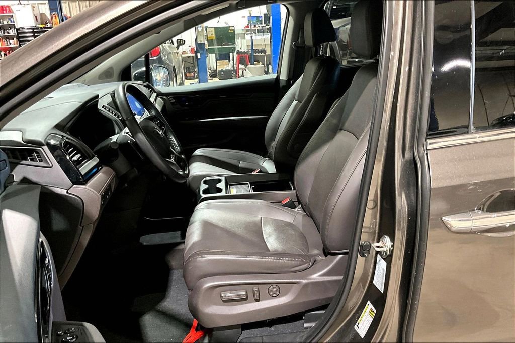 Used 2020 Honda Odyssey Elite image 21