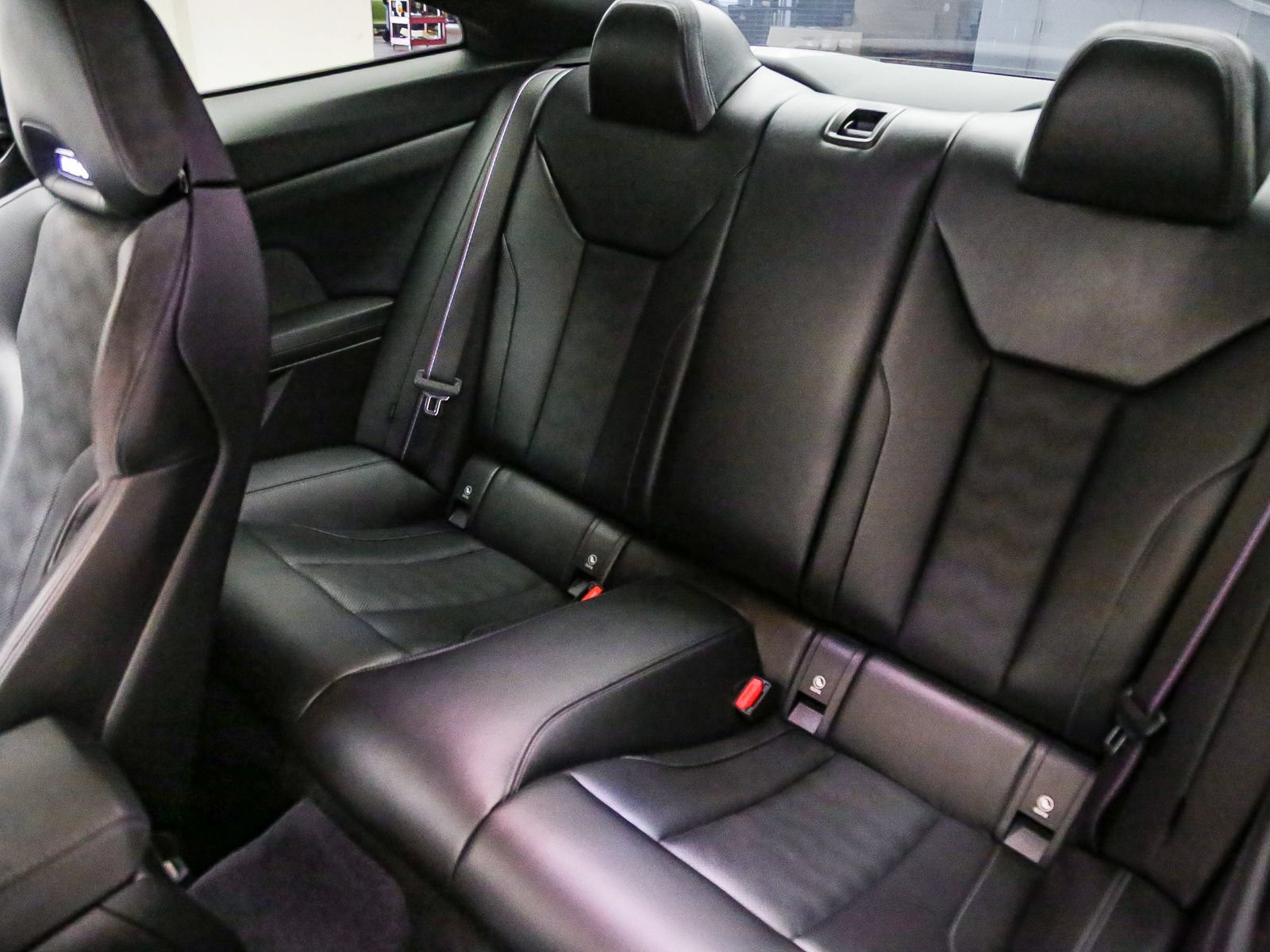 Used 2024 BMW M4 Competition RWD image 19