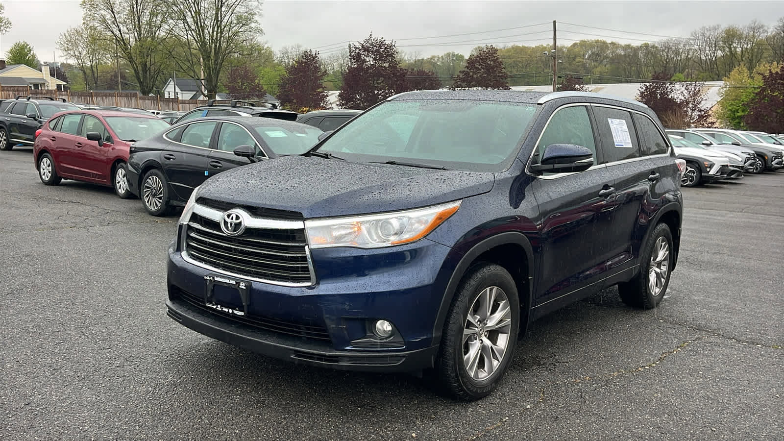 Used 2015 Toyota Highlander XLE AWD/4WD image 3