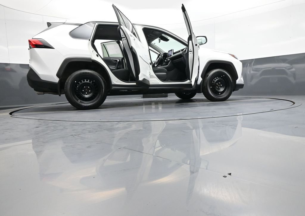 Certified 2024 Toyota RAV4 LE AWD/4WD image 47