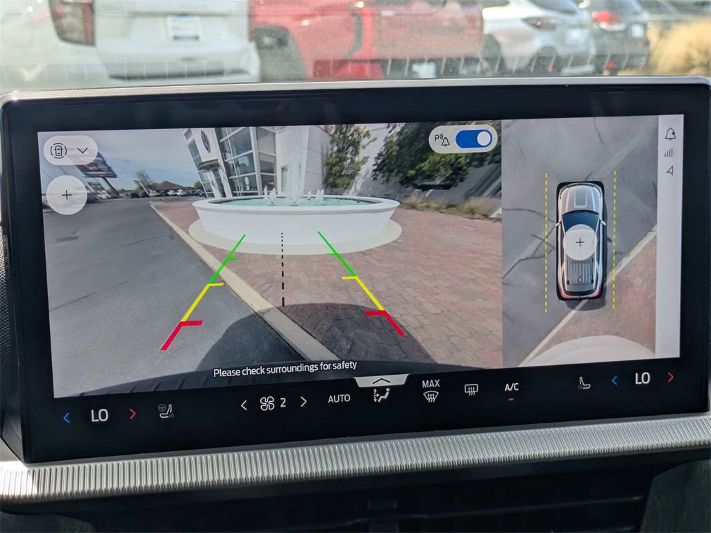 Used 2025 Ford Explorer Platinum w/ Ultimate Package image 24