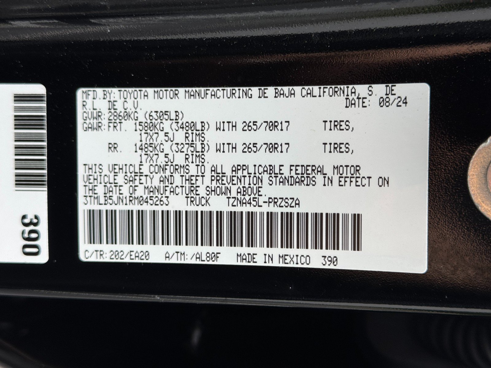 Used 2024 Toyota Tacoma TRD Off-Road w/ TRD Off Road Premium Package AWD/4WD image 47