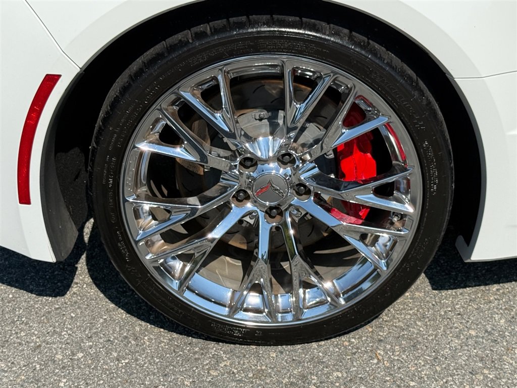 Used 2018 Chevrolet Corvette Z06 RWD image 36