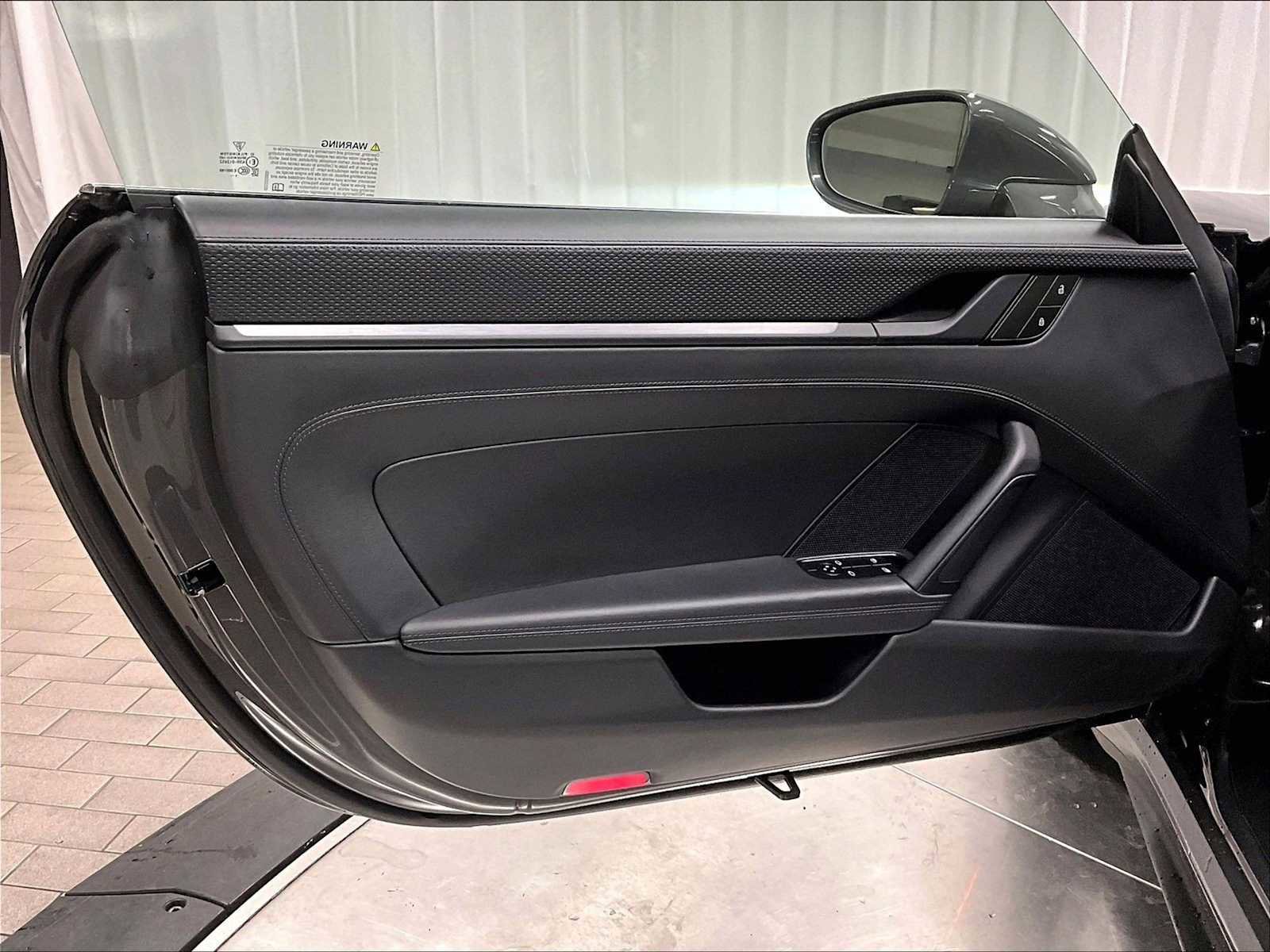 Used 2022 Porsche 911 GT3 image 25