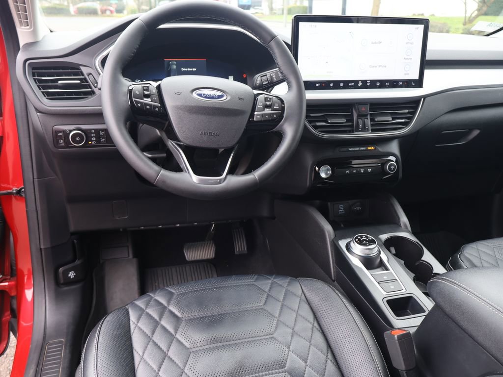 Used 2023 Ford Escape Platinum w/ Premium Technology Package image 23
