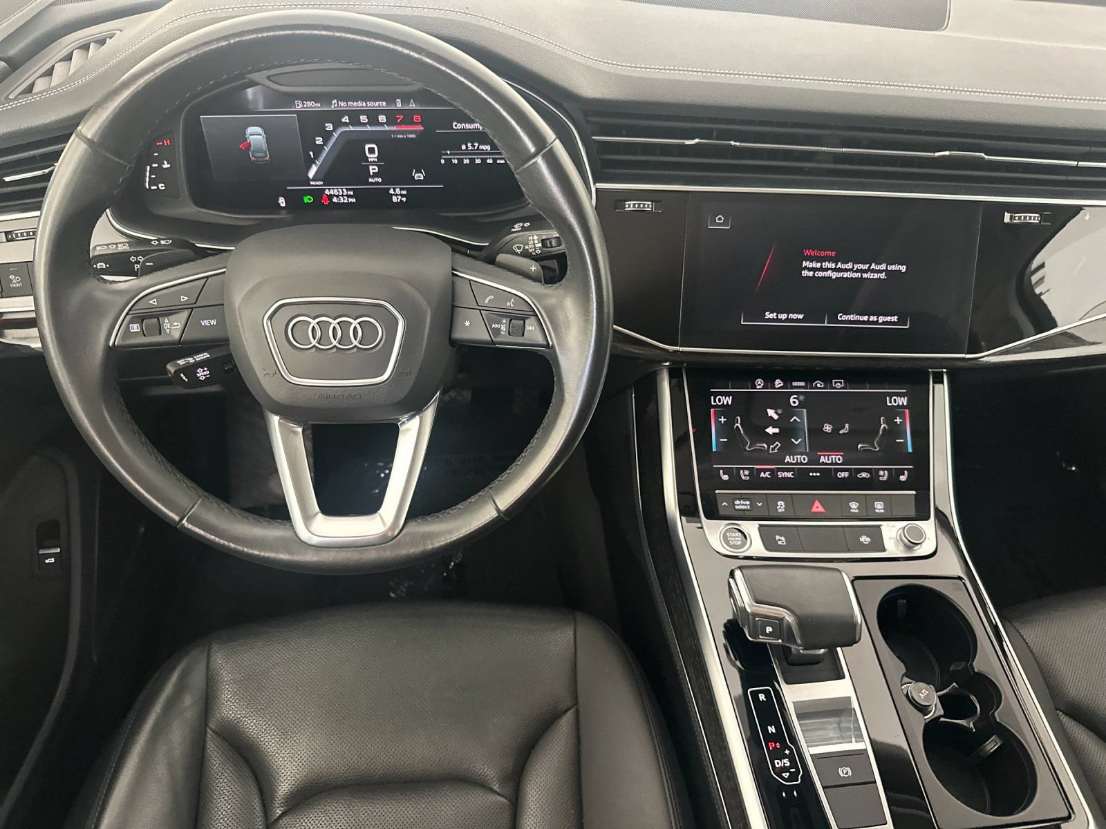 Used 2023 Audi Q7 3.0T Premium Plus w/ Premium Plus Package AWD/4WD image 14
