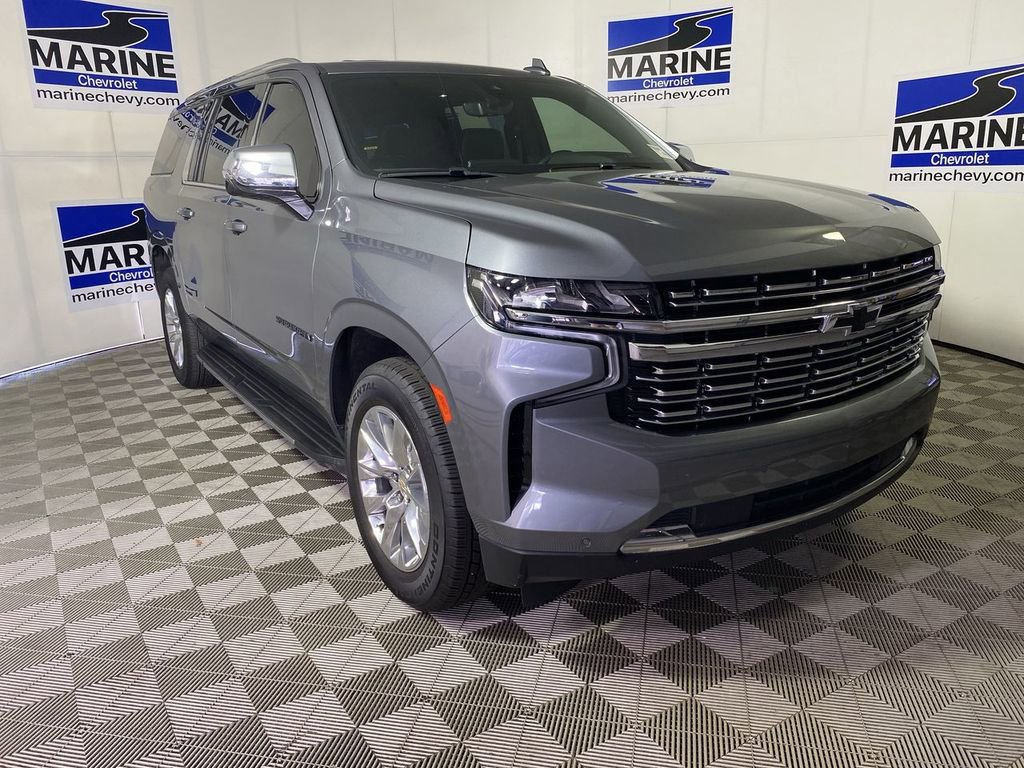 Used 2021 Chevrolet Suburban Premier w/ Premium Package 2 AWD/4WD image 1