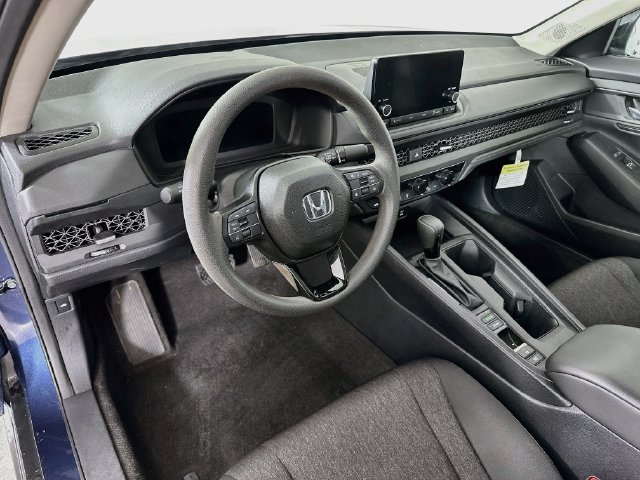 Used 2025 Honda Accord SE image 20