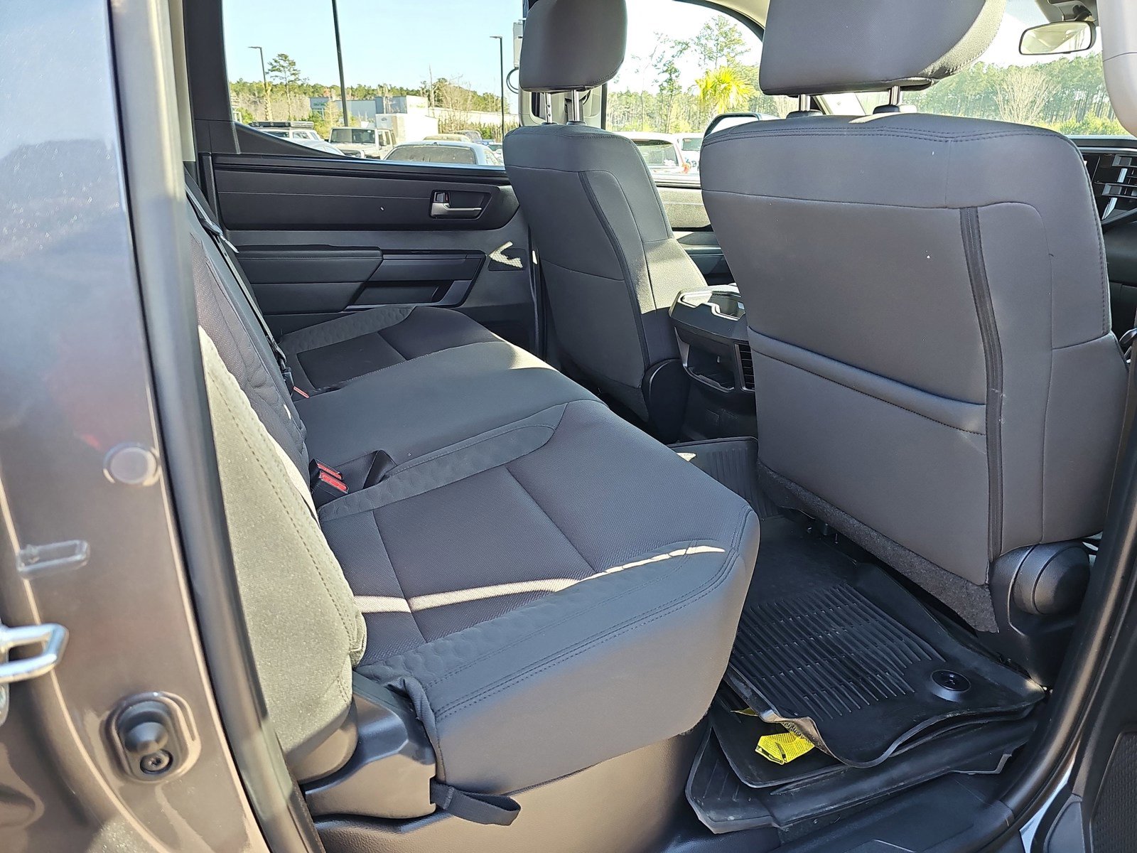 Used 2023 Toyota Tundra SR5 w/ SR5 Convenience Package AWD/4WD image 12