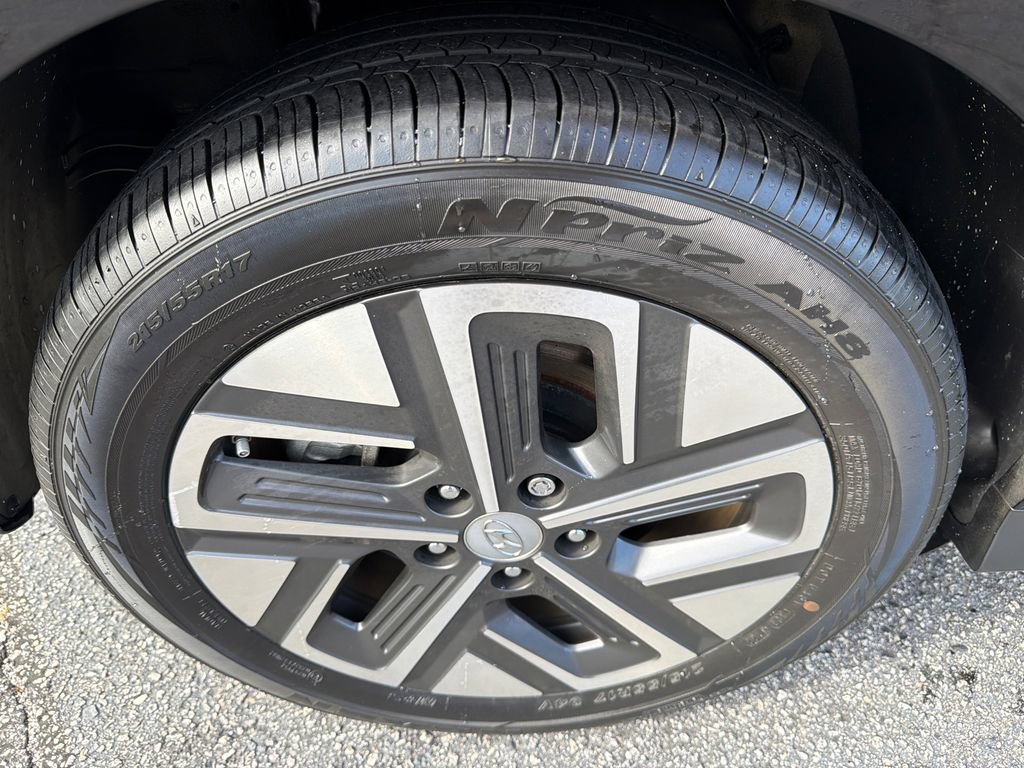 Used 2023 Hyundai Kona Limited FWD image 17