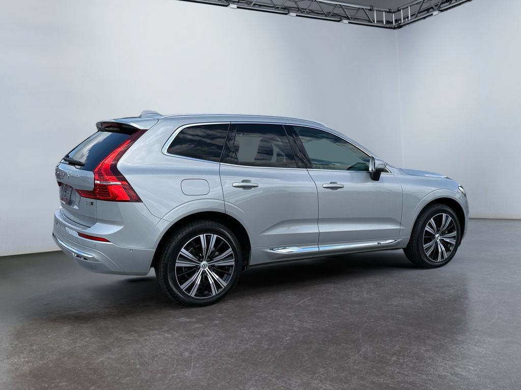 Used 2022 Volvo XC60 B5 Inscription w/ Advanced Package AWD/4WD image 3