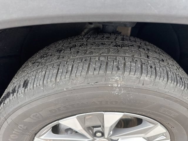 Certified 2025 Chevrolet Equinox LT FWD image 10