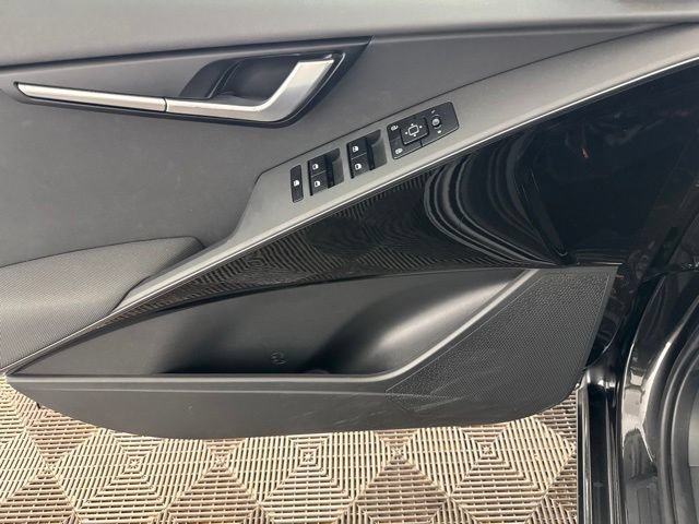 Certified 2023 Kia Niro Wind w/ Wind Preserve Package FWD image 20