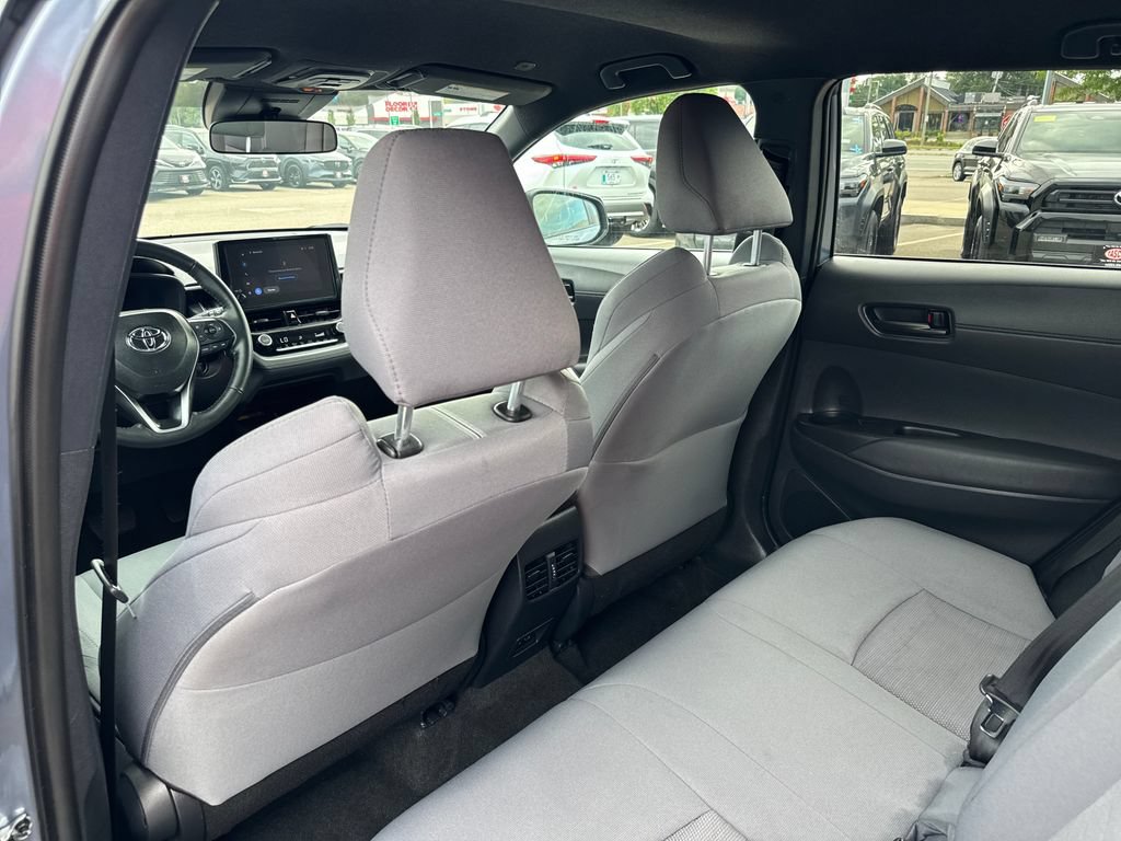 Used 2026 Toyota Corolla Cross AWD Hybrid w/ Cold Weather Package image 35