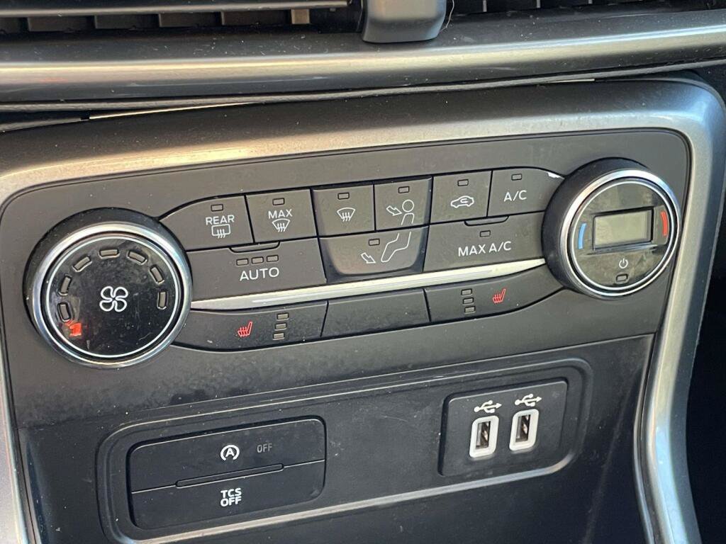 Used 2020 Ford EcoSport SE FWD image 27