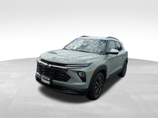 Used 2024 Chevrolet TrailBlazer ACTIV w/ Convenience Package FWD image 3
