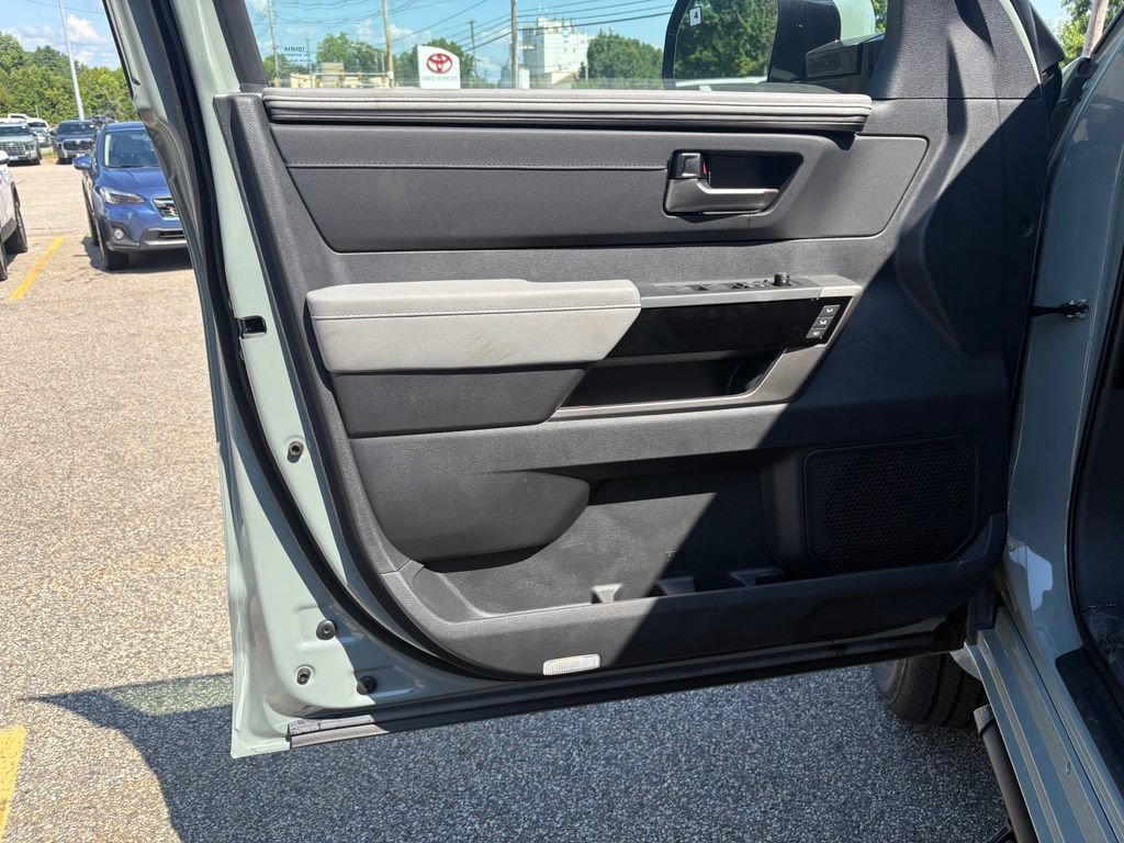 New 2026 Toyota Tundra Limited AWD/4WD image 28