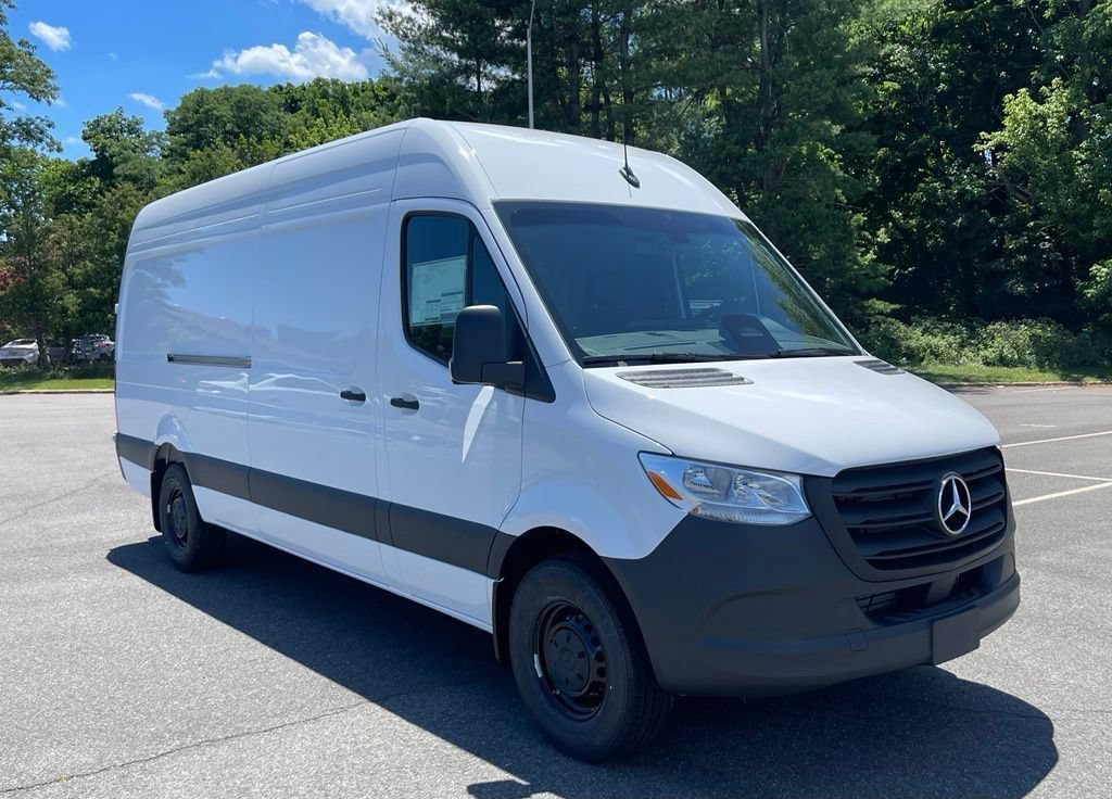 New 2026 Mercedes-Benz Sprinter 2500 image 9
