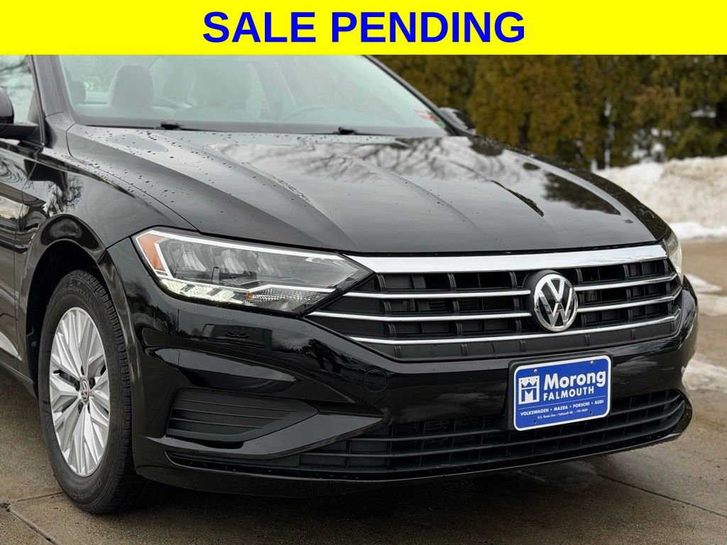 Used 2019 Volkswagen Jetta S image 2