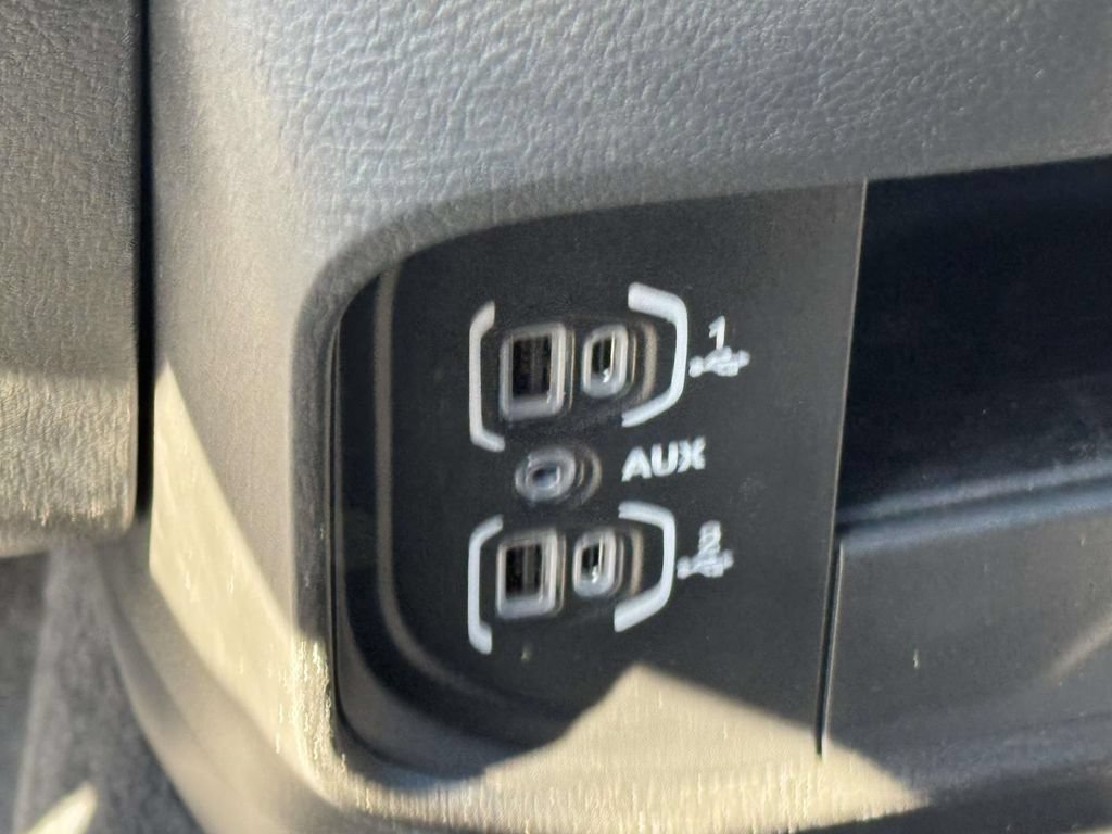 New 2026 RAM 3500 Tradesman AWD/4WD image 20
